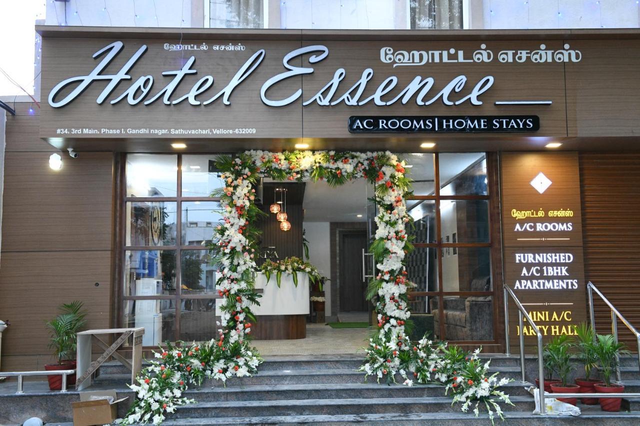 Hotel Essence Vellore Exteriör bild
